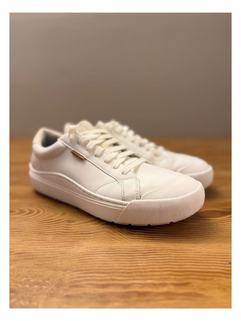 Dr. Scholl's Time Off Sneaker White Size 11 - 1886